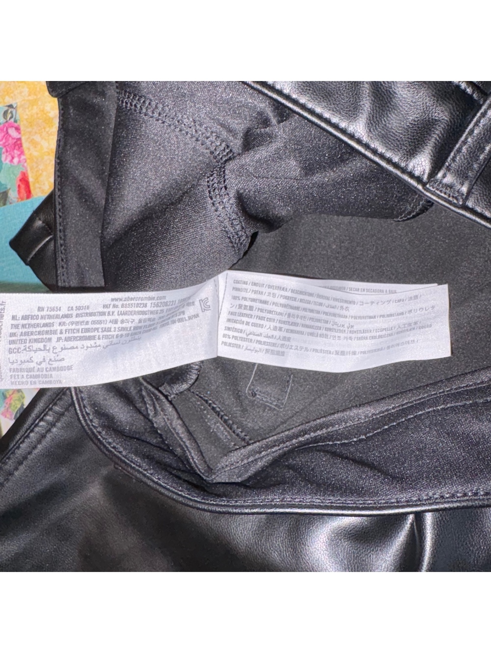 Abercrombie & Fitch 30/10L The '90s Straight Ultra High Rise Faux Leather Pants - Picture 9 of 9